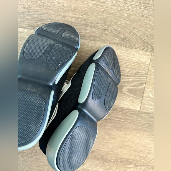 Prada Trainers - Picture 4 of 4